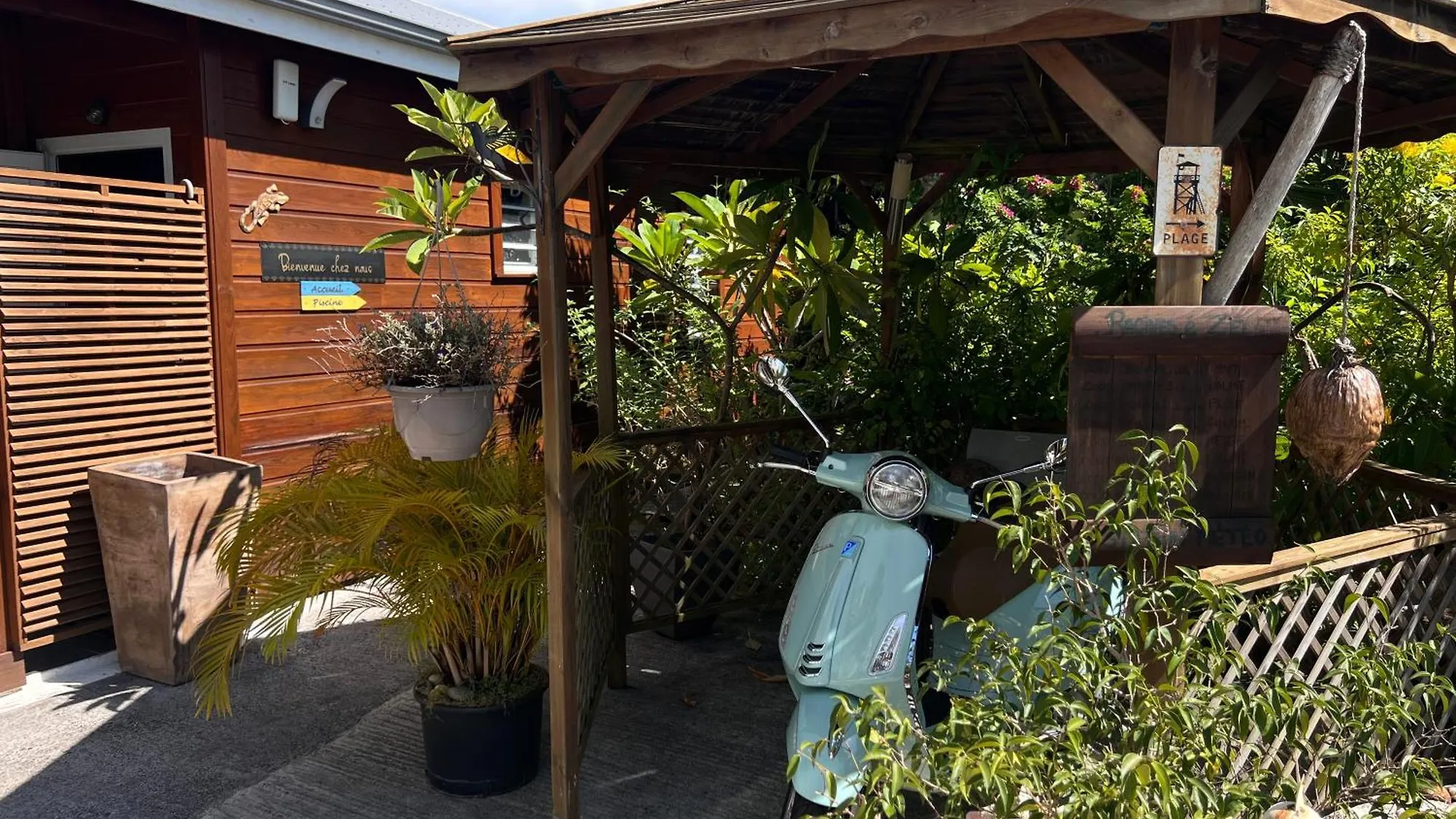 Domaine Racines E Zel - Gite Pomkouli Vieux-Fort Guadeloupe